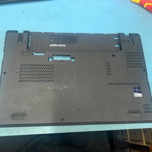 LENOVO ThinkPad X240 | X250 Base Bottom Case Cover SCB0G39215 | SCB0A45688 - THE TECH STATION UK